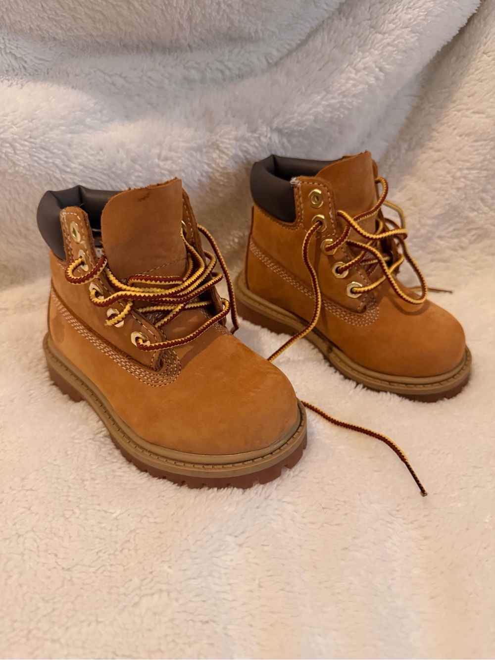 Timberland Kids Wheat Nubuck Lace-Up Hiking Boots